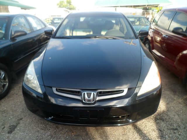 Honda Accord 2004 photo 1