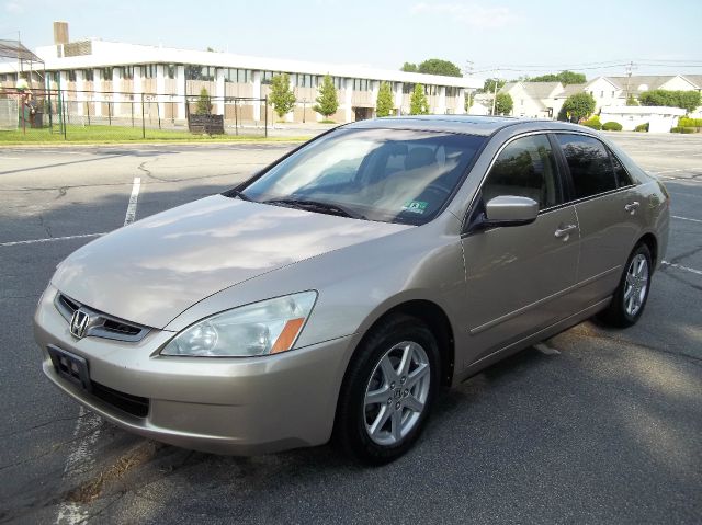 Honda Accord 2004 photo 3