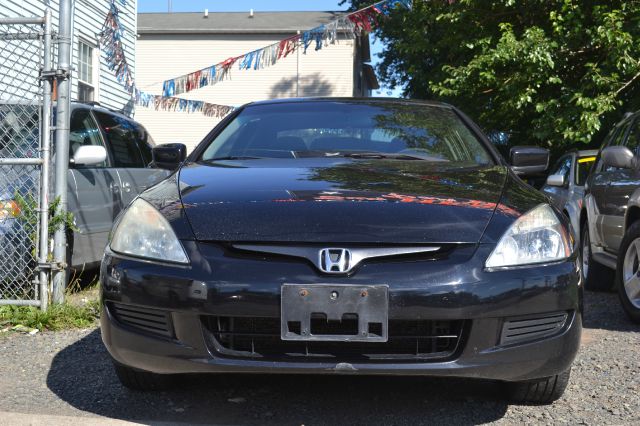 Honda Accord 2004 photo 3