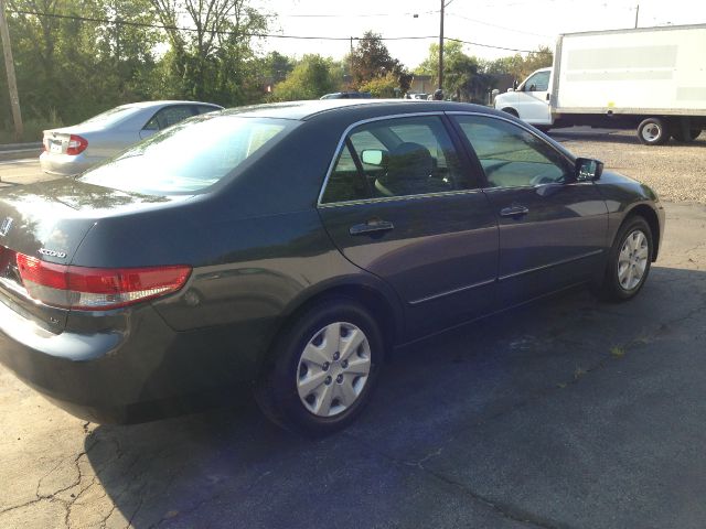 Honda Accord 2004 photo 1