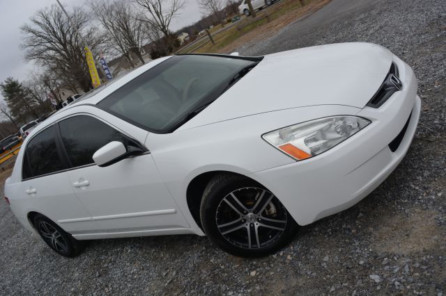 Honda Accord 2004 photo 4