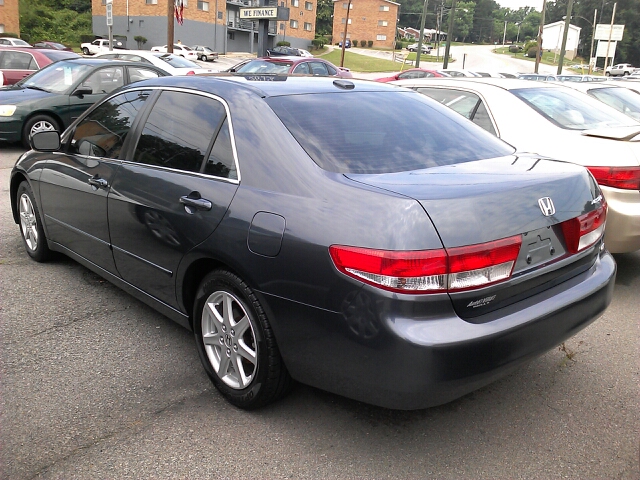 Honda Accord 2004 photo 1