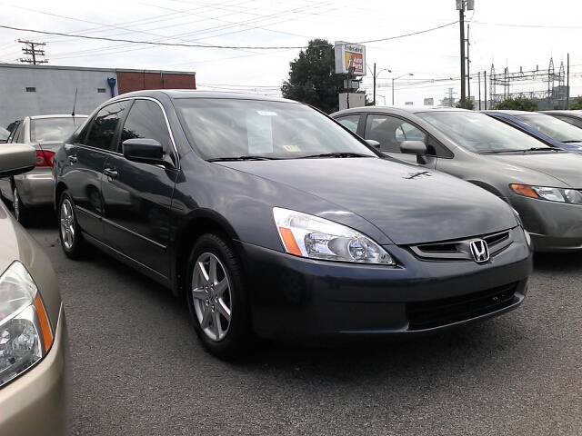 Honda Accord 2004 photo 3
