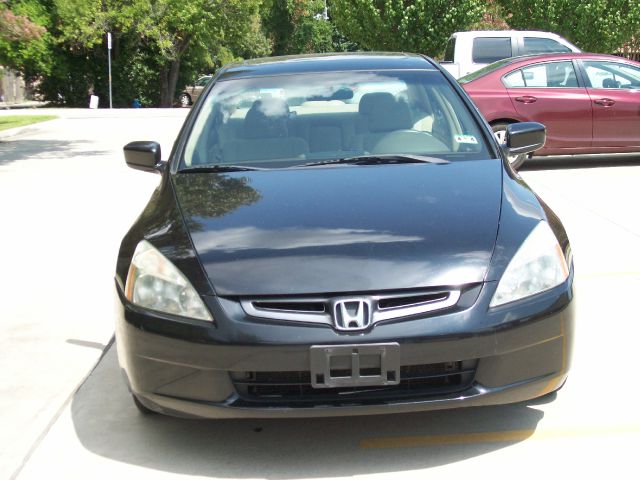 Honda Accord 2004 photo 3