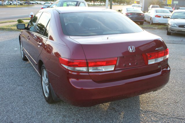 Honda Accord 2004 photo 2