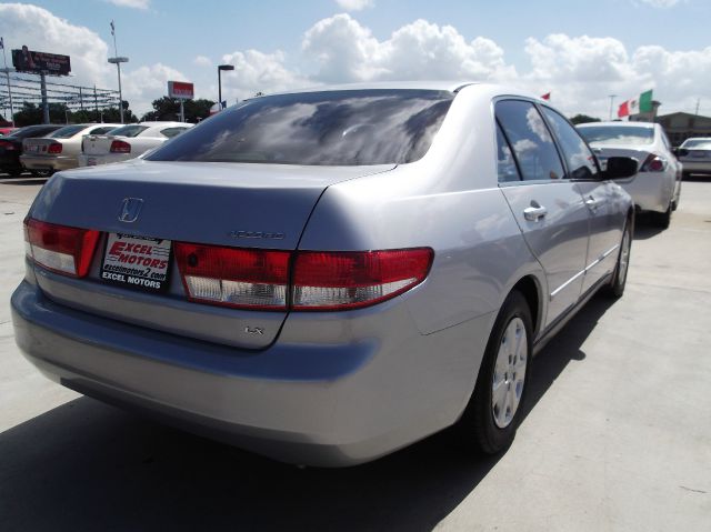Honda Accord 2004 photo 8