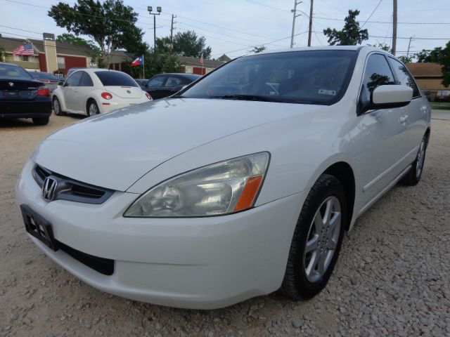 Honda Accord 2004 photo 3