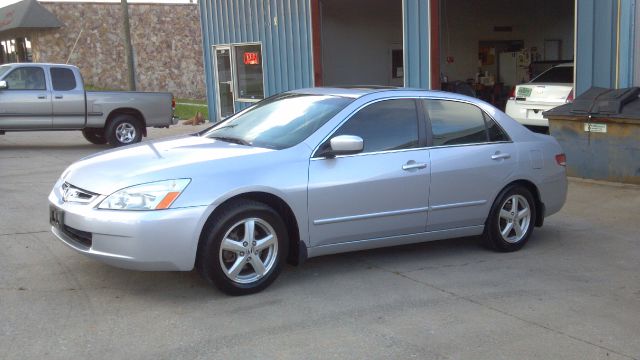 Honda Accord 2004 photo 5