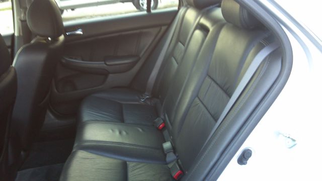 Honda Accord 2004 photo 7