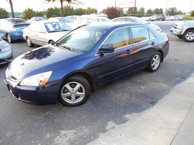 Honda Accord 2004 photo 1