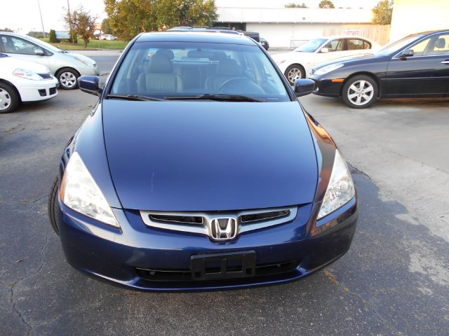 Honda Accord 2004 photo 3