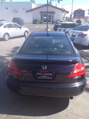 Honda Accord 2004 photo 7