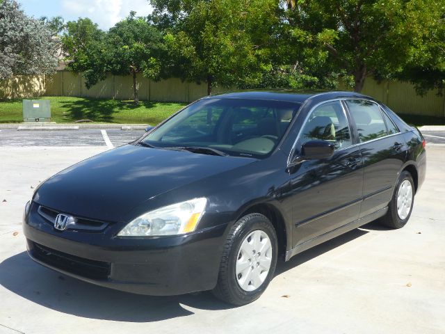 Honda Accord 2004 photo 4