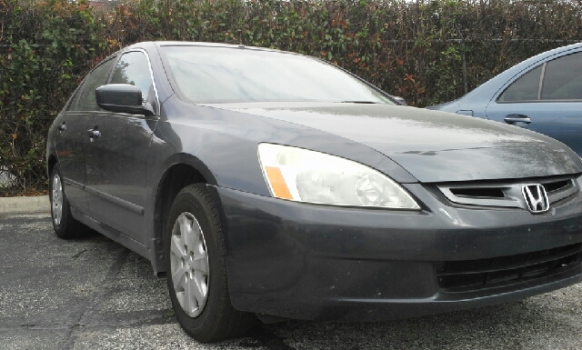 Honda Accord 2dr Reg Cab 120.5 WB Sedan