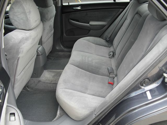 Honda Accord 2004 photo 10