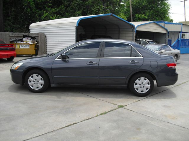 Honda Accord 2004 photo 4