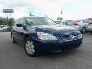 Honda Accord 2004 photo 2