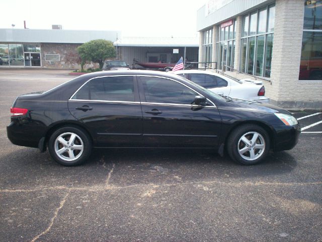 Honda Accord 2004 photo 3