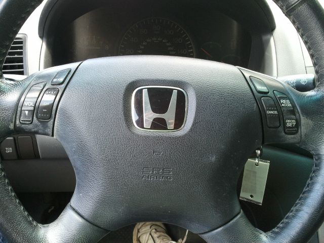 Honda Accord 2004 photo 3