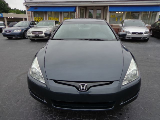 Honda Accord 2004 photo 1