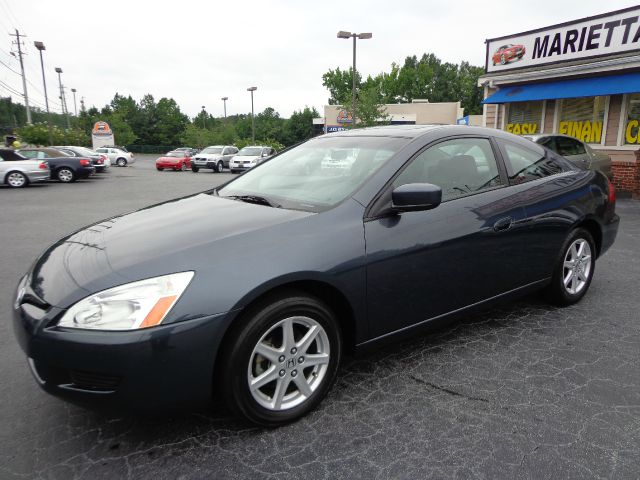Honda Accord 2004 photo 2