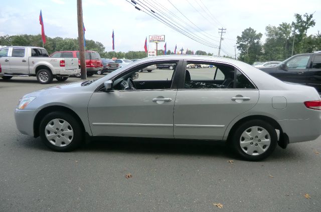 Honda Accord 2dr Reg Cab 120.5 WB Sedan