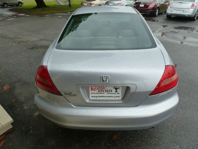 Honda Accord 2004 photo 13