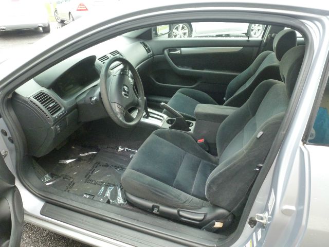 Honda Accord 2004 photo 5