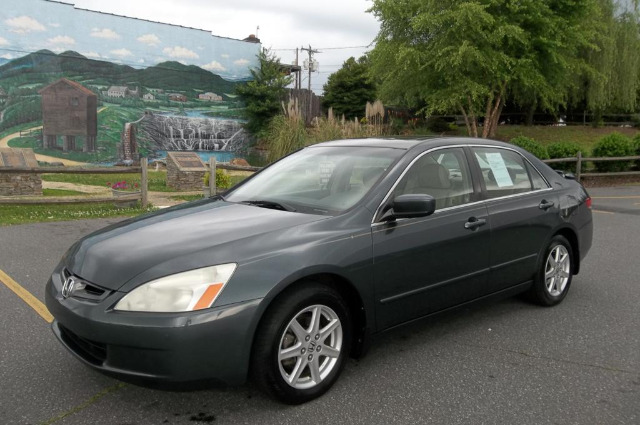 Honda Accord 2004 photo 22