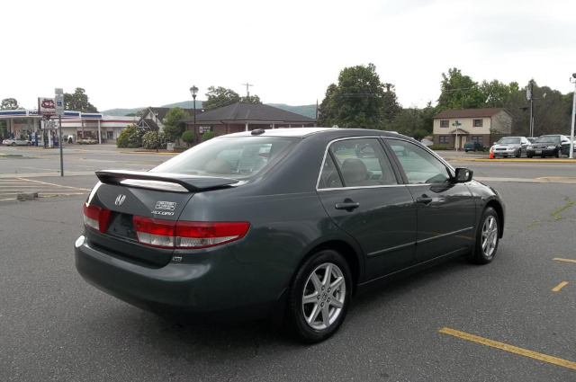 Honda Accord 2004 photo 25