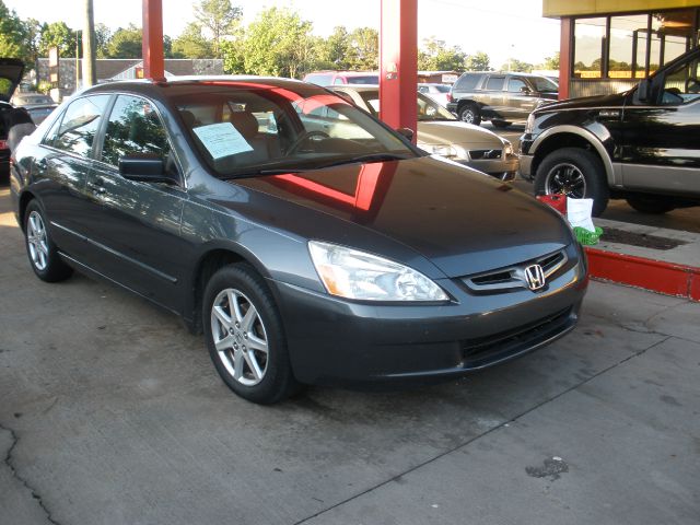 Honda Accord 2004 photo 4