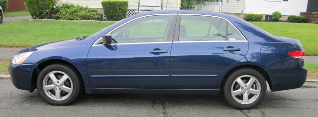 Honda Accord 2004 photo 1