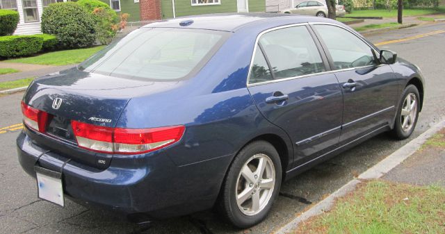 Honda Accord 2004 photo 13