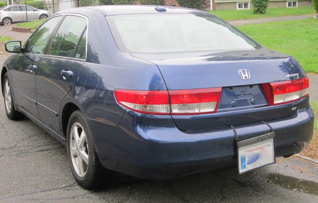 Honda Accord 2004 photo 3