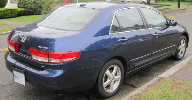 Honda Accord 2004 photo 5