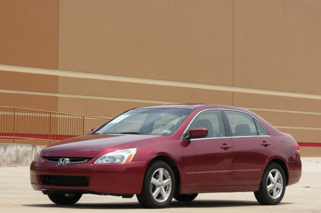 Honda Accord 2004 photo 4