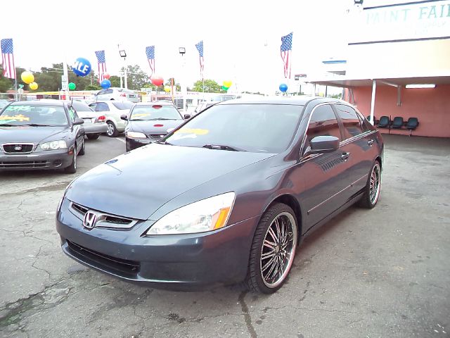 Honda Accord 2dr Reg Cab 120.5 WB Sedan