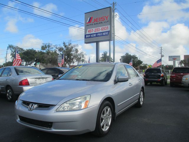 Honda Accord 2004 photo 1