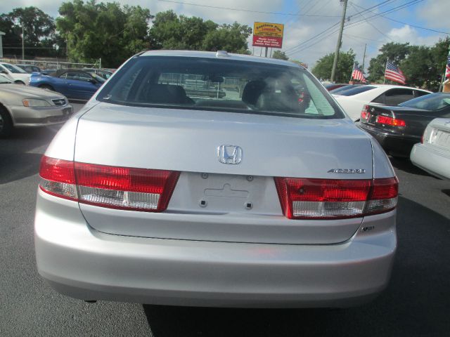 Honda Accord 2004 photo 19