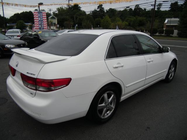 Honda Accord 2004 photo 5