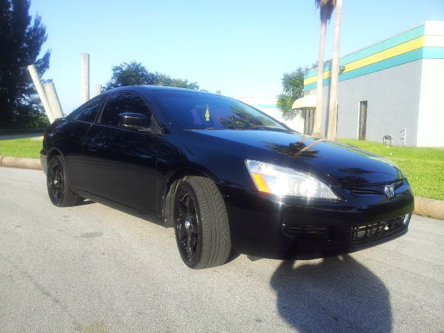 Honda Accord 2004 photo 4