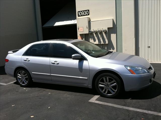 Honda Accord LS 2WD Sedan
