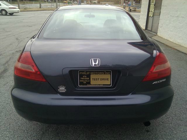 Honda Accord 2004 photo 1