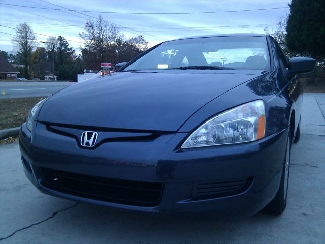 Honda Accord 2004 photo 4