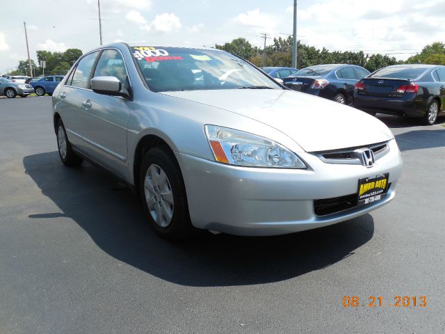Honda Accord 2004 photo 2
