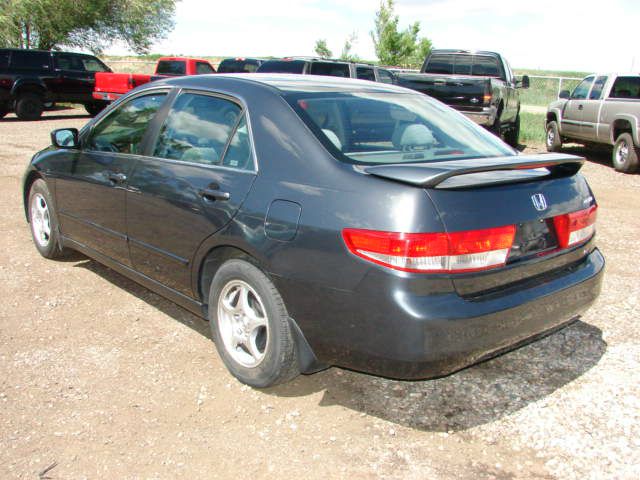 Honda Accord 2004 photo 1