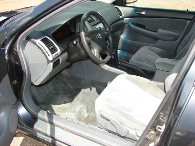 Honda Accord 2004 photo 3