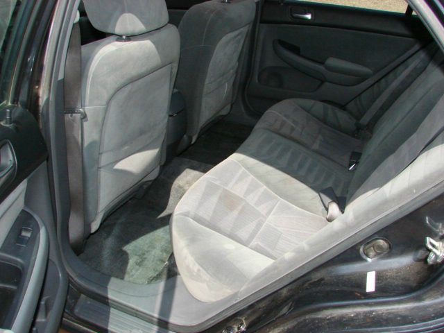 Honda Accord 2004 photo 4
