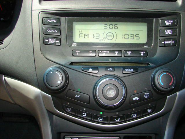 Honda Accord 2004 photo 6