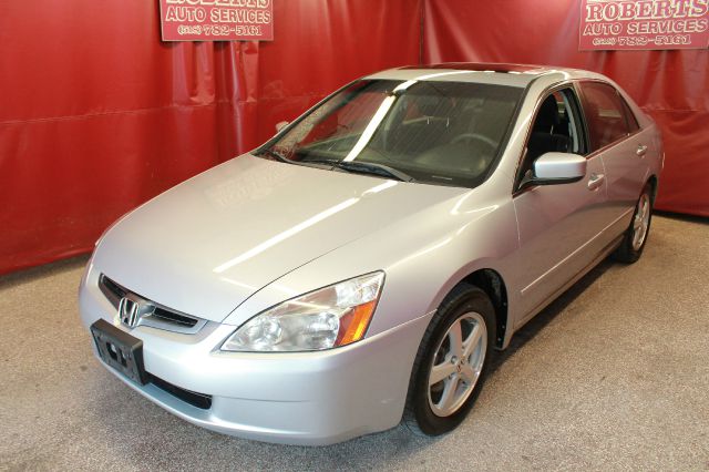 Honda Accord 2004 photo 4
